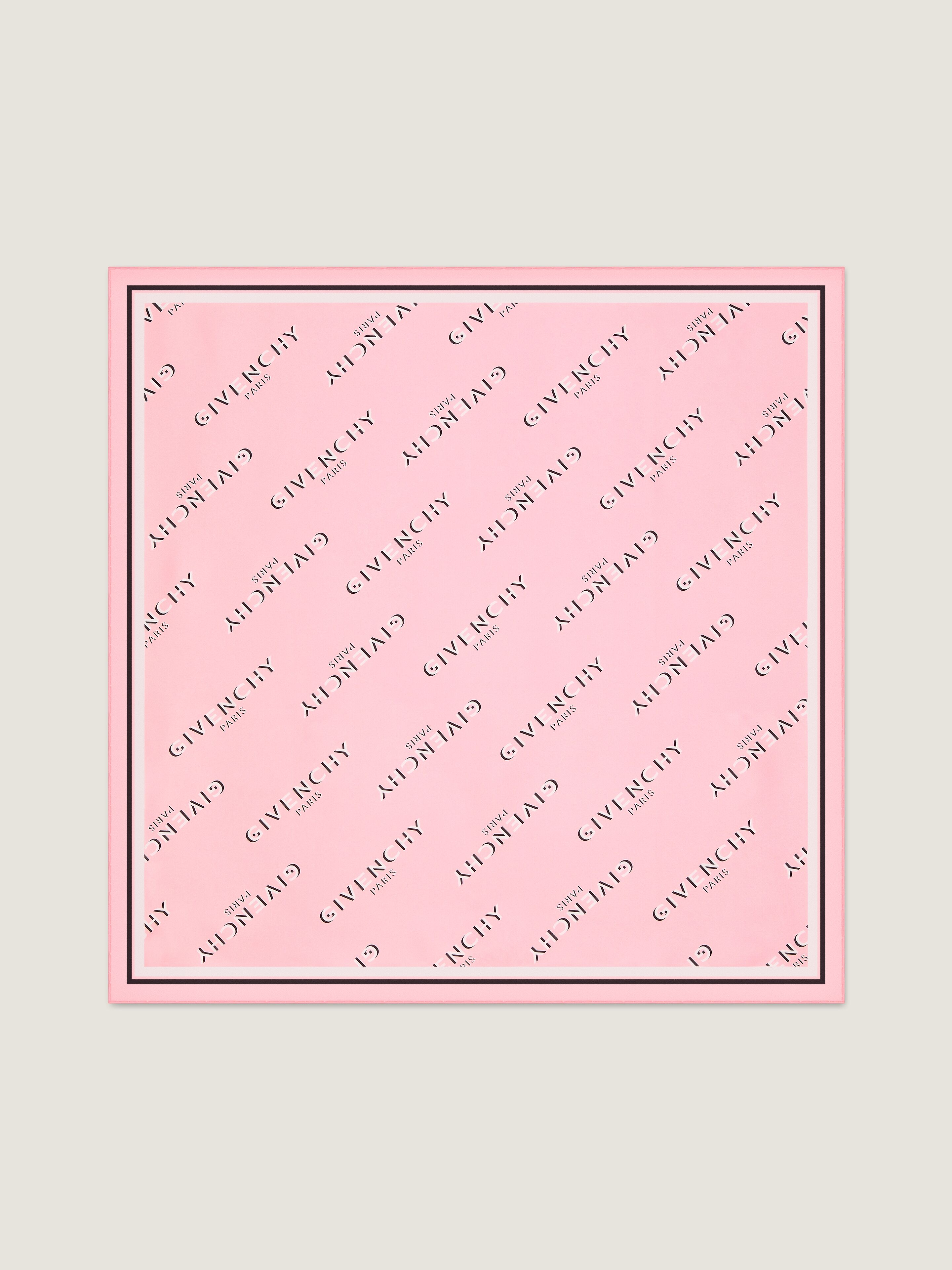 GIVENCHY Shadow small square in silk